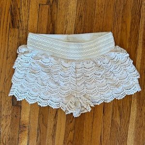 Lace shorts